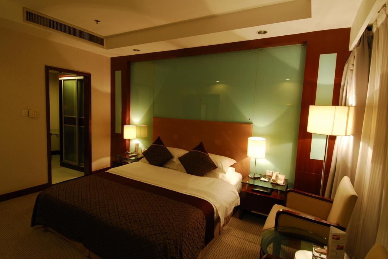 Jinling Jingyuan Plaza Hotel Nanjing  Bagian luar foto