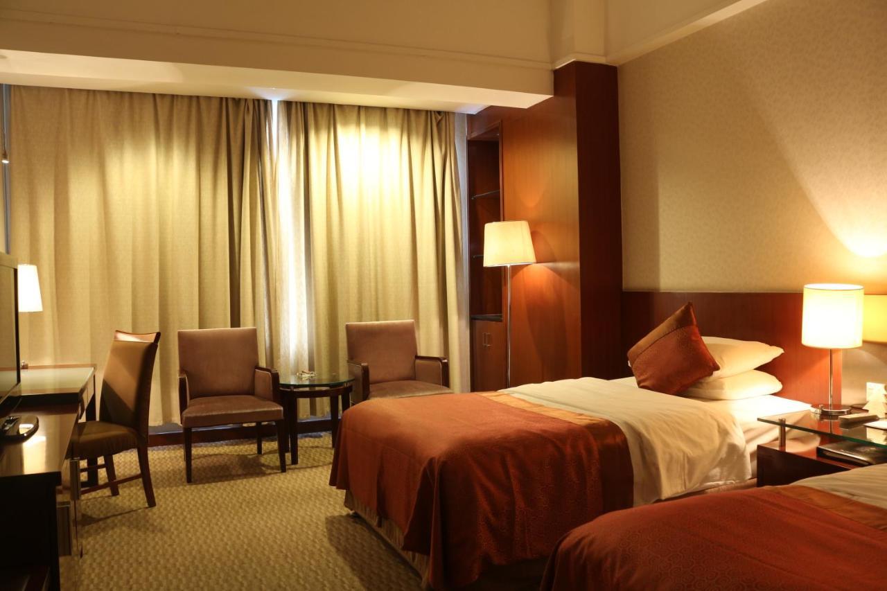 Jinling Jingyuan Plaza Hotel Nanjing  Bagian luar foto