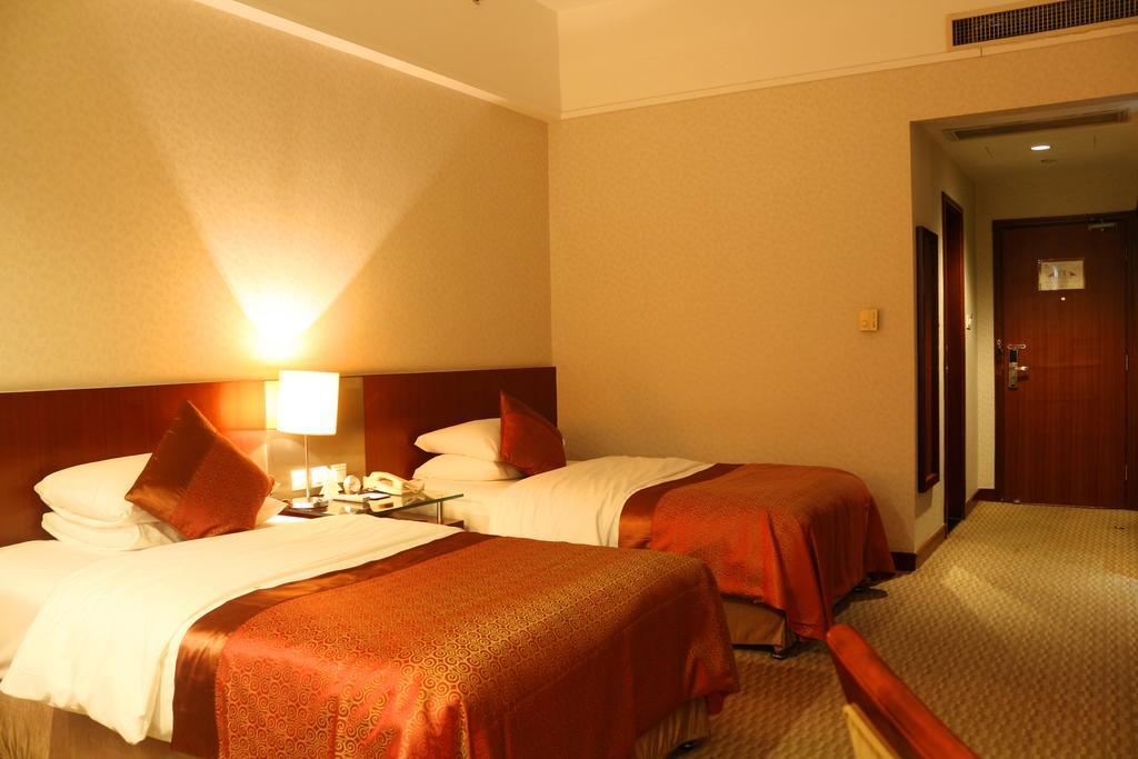 Jinling Jingyuan Plaza Hotel Nanjing  Bagian luar foto