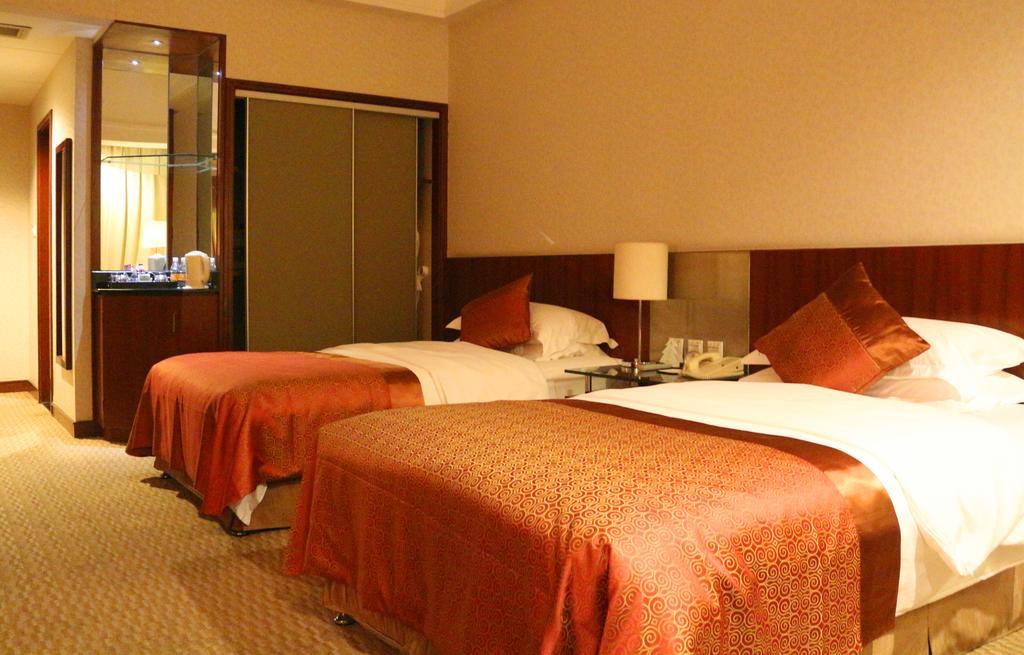 Jinling Jingyuan Plaza Hotel Nanjing  Bagian luar foto
